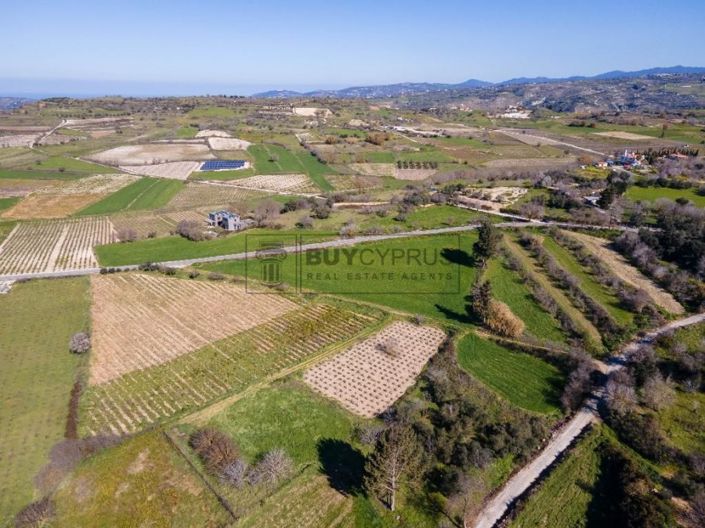 Image No.3-Terre à vendre à Polemi