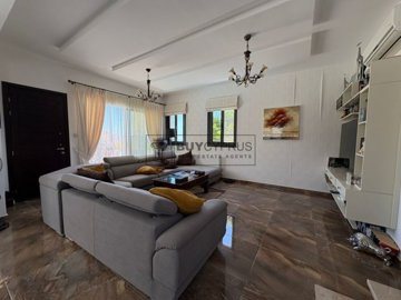 Detached Villa For Sale  in  Peyia