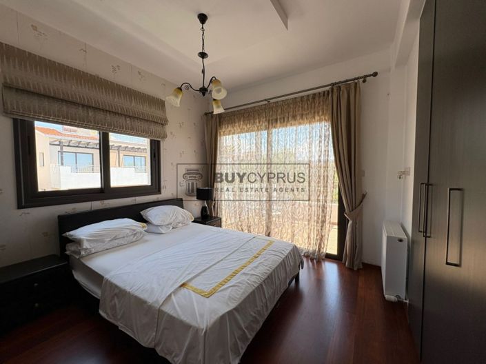 Image No.8-3 Bed Villa for sale