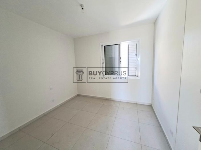 Image No.8-2 Bed Property for sale