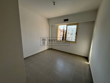 Apartment For Sale  in  Universal