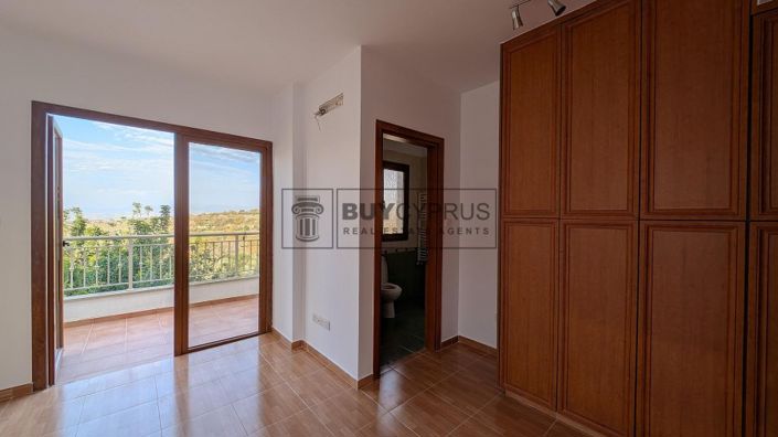 Image No.14-3 Bed Villa for sale