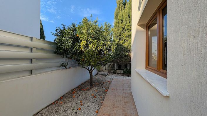 Image No.22-3 Bed Villa for sale
