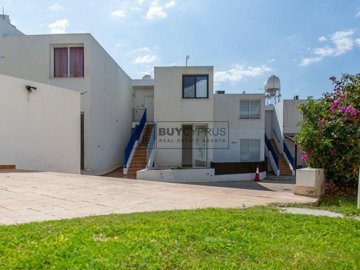 Apartment For Sale  in  Peyia