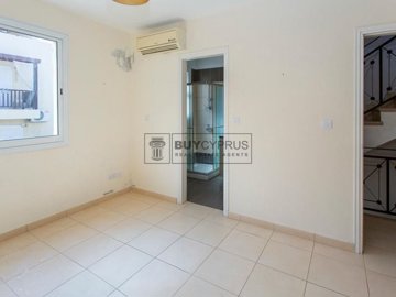 Town House For Sale  in  Argaka