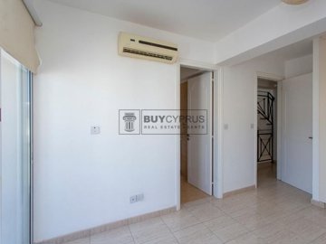 Semi Detached Villa For Sale  in  Argaka