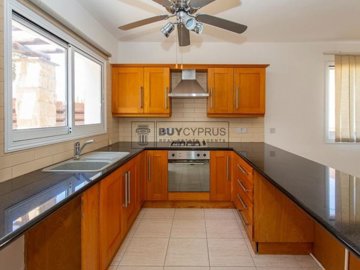 Semi Detached Villa For Sale  in  Argaka