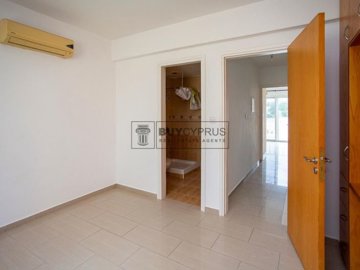Town House For Sale  in  Peyia