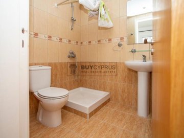 Town House For Sale  in  Peyia