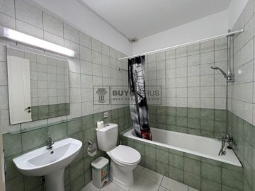 Apartment For Sale  in  Universal