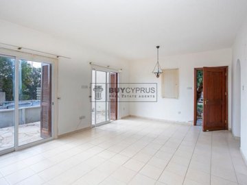 Detached Villa For Sale  in  Tremithousa