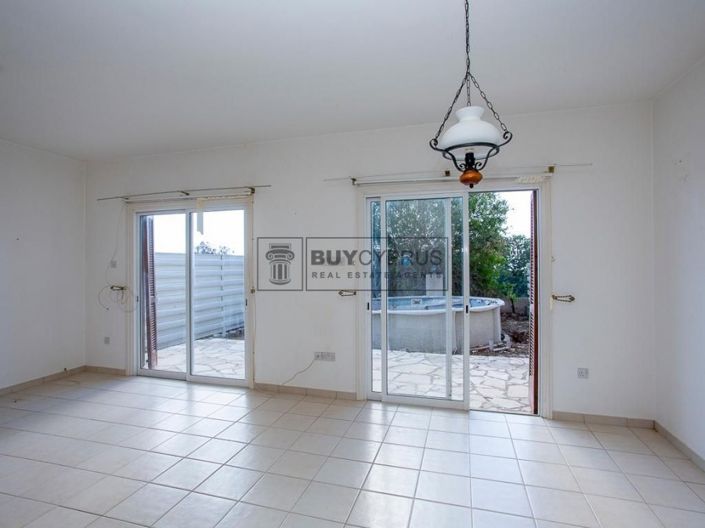 Image No.6-2 Bed Villa for sale