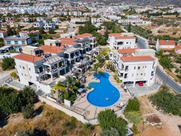 Apartment For Sale  in  Peyia