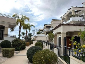 Apartment For Sale  in  Peyia