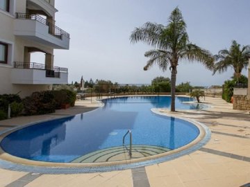 Apartment For Sale  in  Peyia