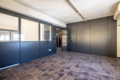 Building For Sale  in  Engomi