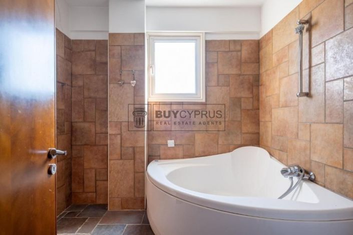 Image No.37-Property for sale