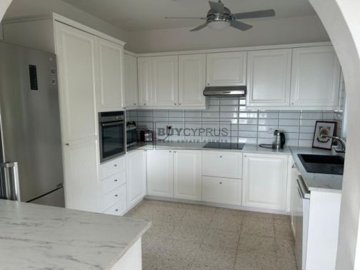 Detached Villa For Sale  in  Kamares - Tala