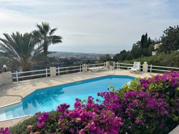 Detached Villa For Sale  in  Kamares - Tala