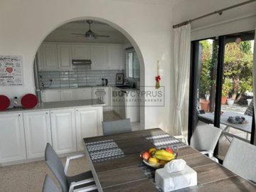 Detached Villa For Sale  in  Kamares - Tala