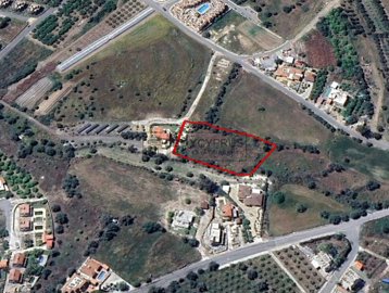 Residential Land  For Sale  in  Argaka