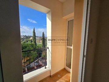 Town House For Sale  in  Chlorakas