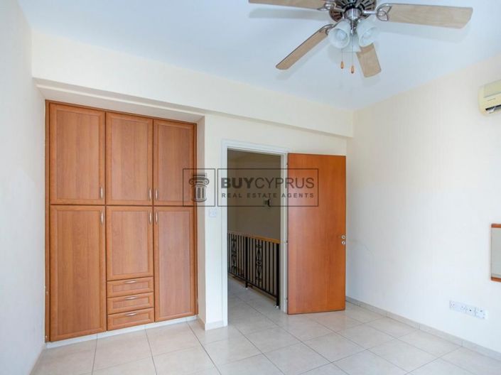 Image No.10-2 Bed Townhouse for sale