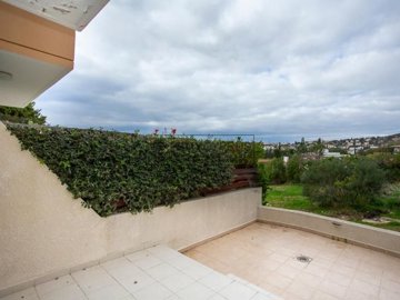 Town House For Sale  in  Peyia