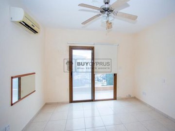 Town House For Sale  in  Peyia