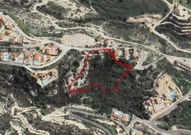 Residential Land  For Sale  in  Peyia