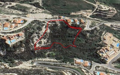 Residential Land  For Sale  in  Peyia