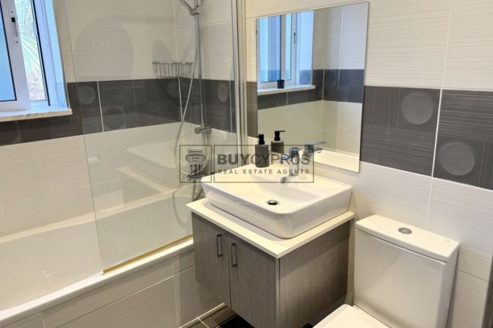 Image No.13-3 Bed Villa for sale