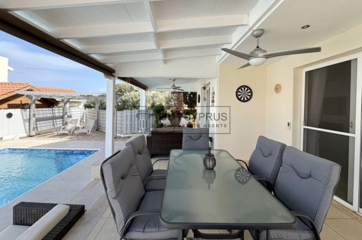 Image No.21-3 Bed Villa for sale