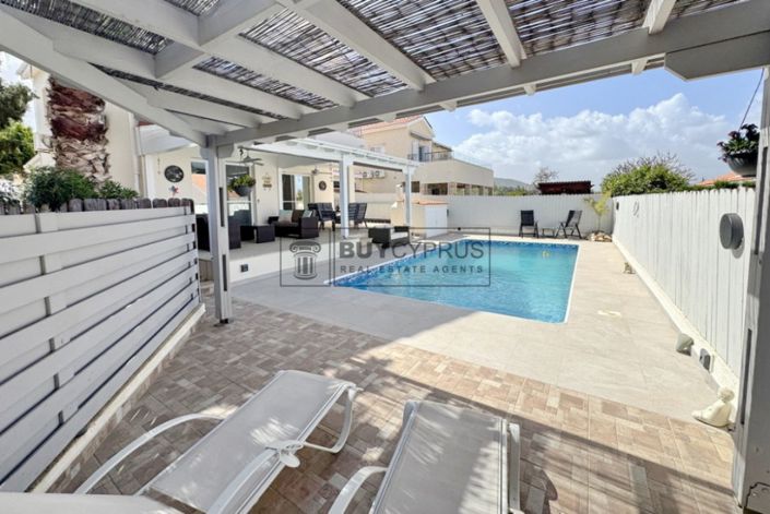 Image No.26-3 Bed Villa for sale