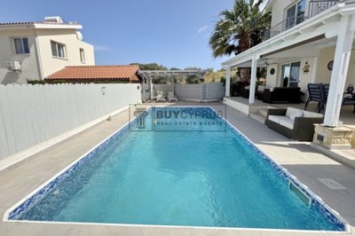 Detached Villa For Sale  in  Gialia