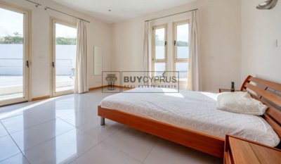 Detached Villa For Sale  in  Neo Chorio