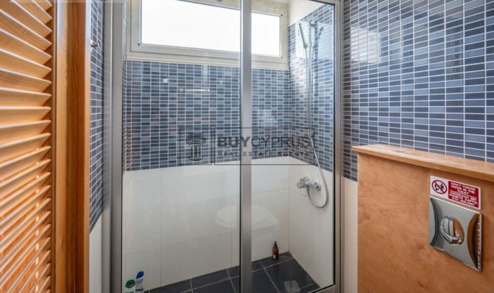 Image No.17-4 Bed Villa for sale