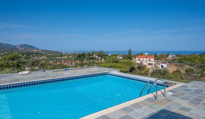 Image No.3-4 Bed Villa for sale