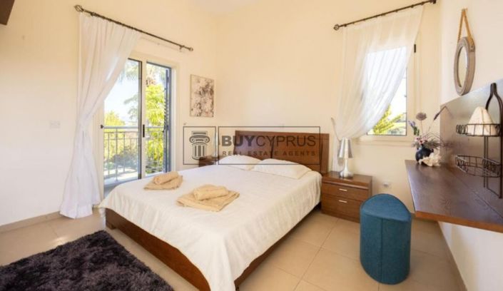 Image No.11-3 Bed Villa for sale