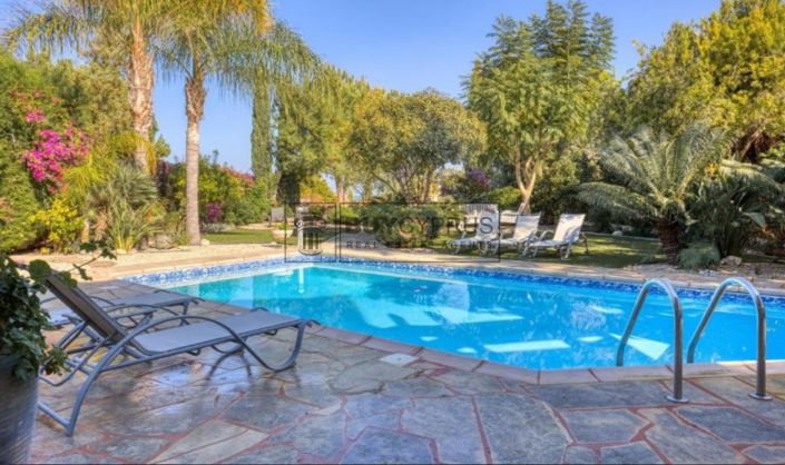 Image No.18-3 Bed Villa for sale