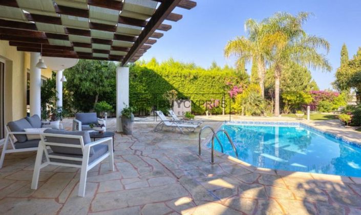 Image No.19-3 Bed Villa for sale