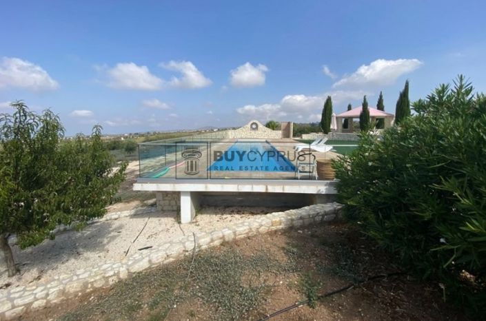 Image No.27-5 Bed Villa for sale