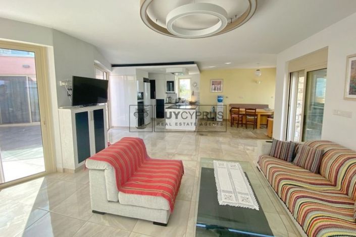 Image No.7-5 Bed Villa for sale