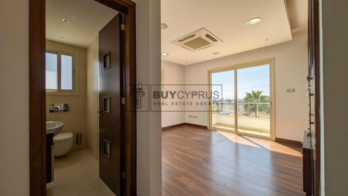 Image No.26-Villa de 4 chambres à vendre à Agios Athanasios