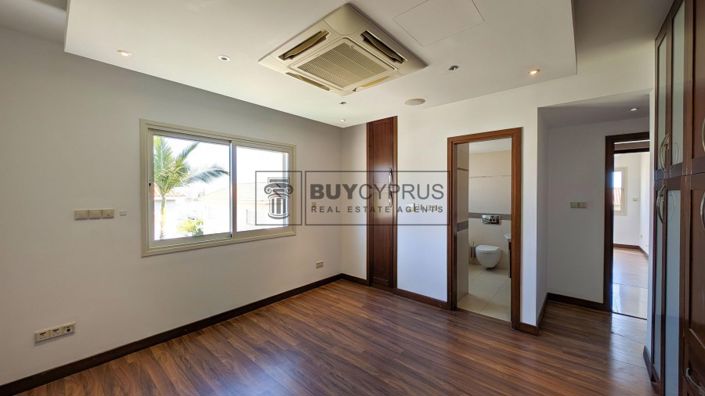 Image No.39-Villa de 4 chambres à vendre à Agios Athanasios