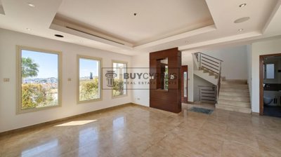 Detached Villa For Sale  in  Agios Athanasios