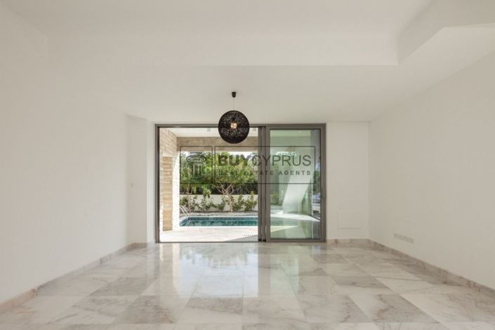 Image No.5-3 Bed Villa for sale
