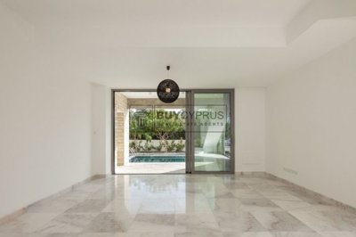 Detached Villa For Sale  in  Emba