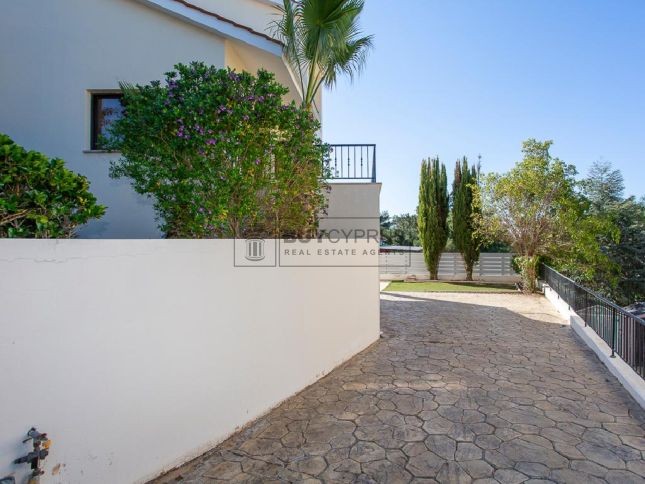 Image No.17-3 Bed Villa for sale