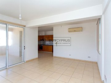 Apartment For Sale  in  Universal